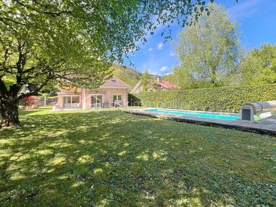 Maison de village - 160 m² - 7 pièces