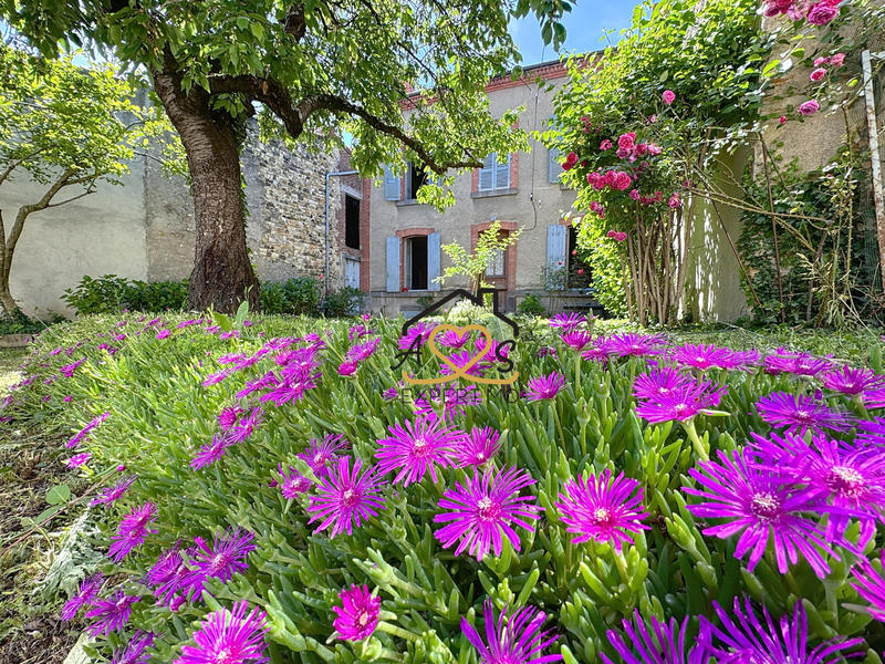 Maison - 143 m² - 7 pièces