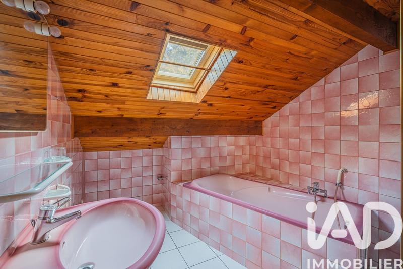 Maison - 179 m² - 6 pièces