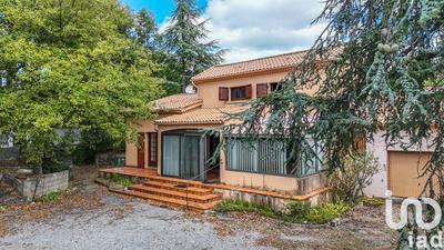 Maison - 133 m² - 4 pièces