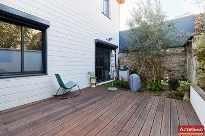 Maison - 174 m² - 8 pièces