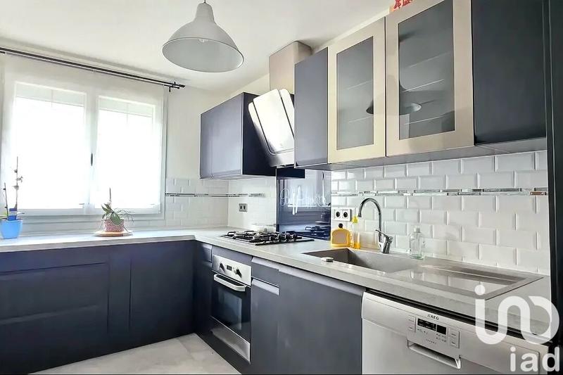 Maison - 97 m² - 5 pièces