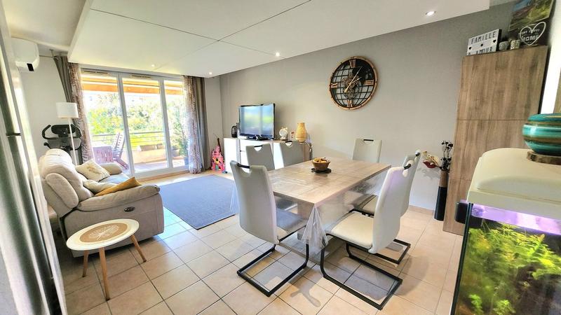 Appartement - 86 m² - 4 pièces