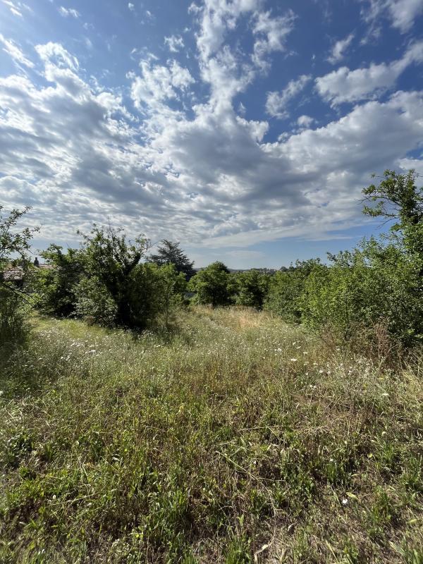 Terrain constructible - 651 m²