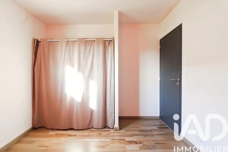 Maison - 94 m² - 5 pièces