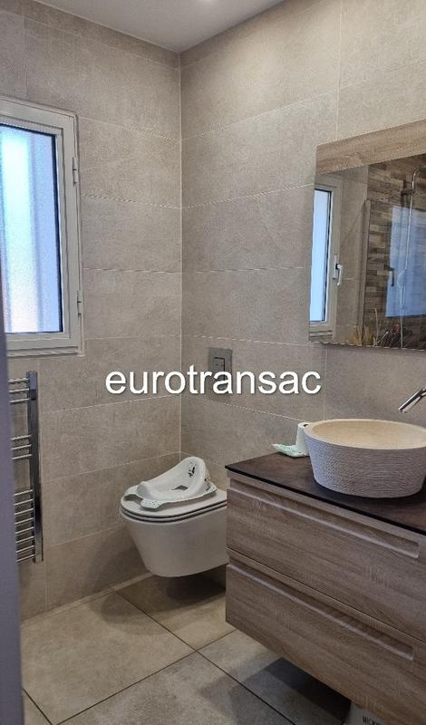 Villa - 161 m² - 5 pièces