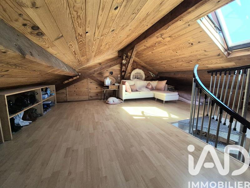 Maison - 110 m² - 4 pièces