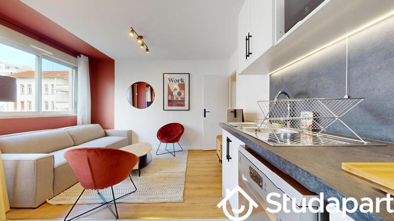 Chambre - 10 m² - 1 pièce