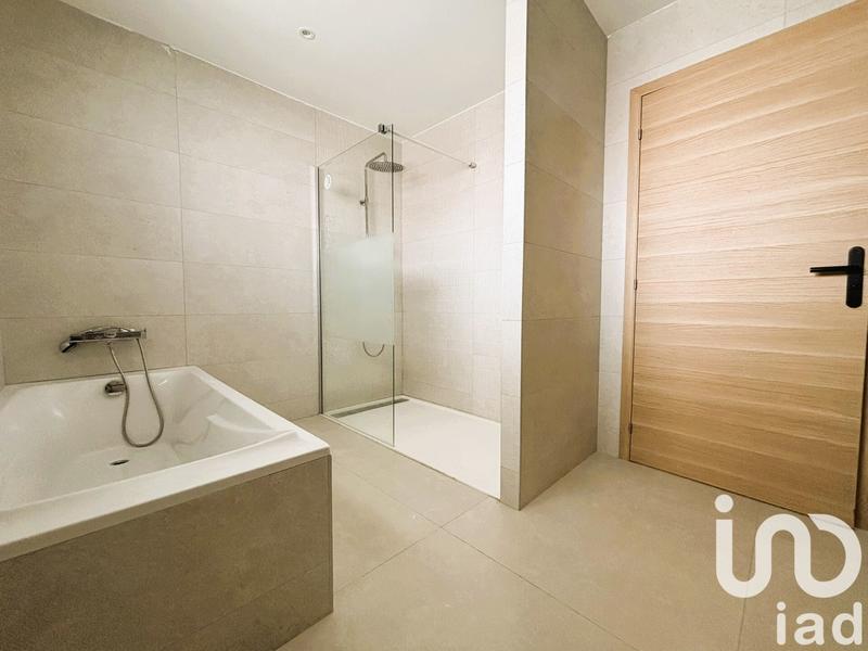 Maison - 159 m² - 6 pièces