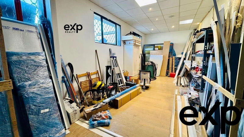 Fonds de commerce - Local commercial - 215 m²