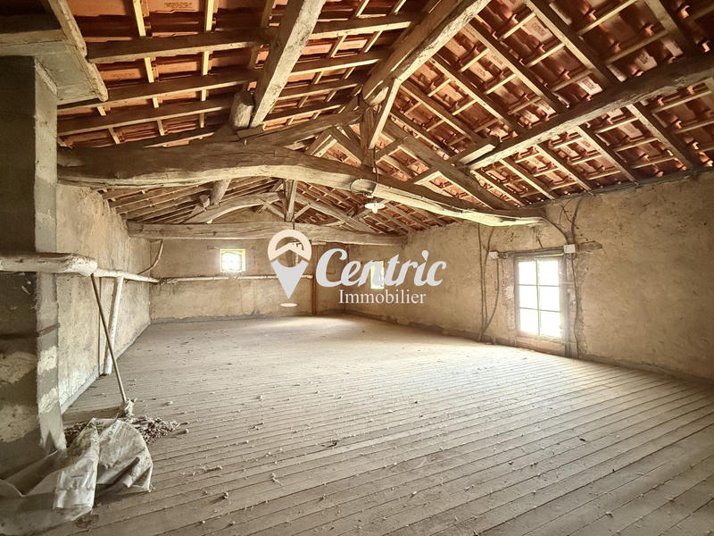 Maison - 192 m² - 9 pièces