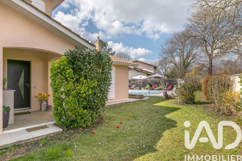 Maison - 160 m² - 6 pièces