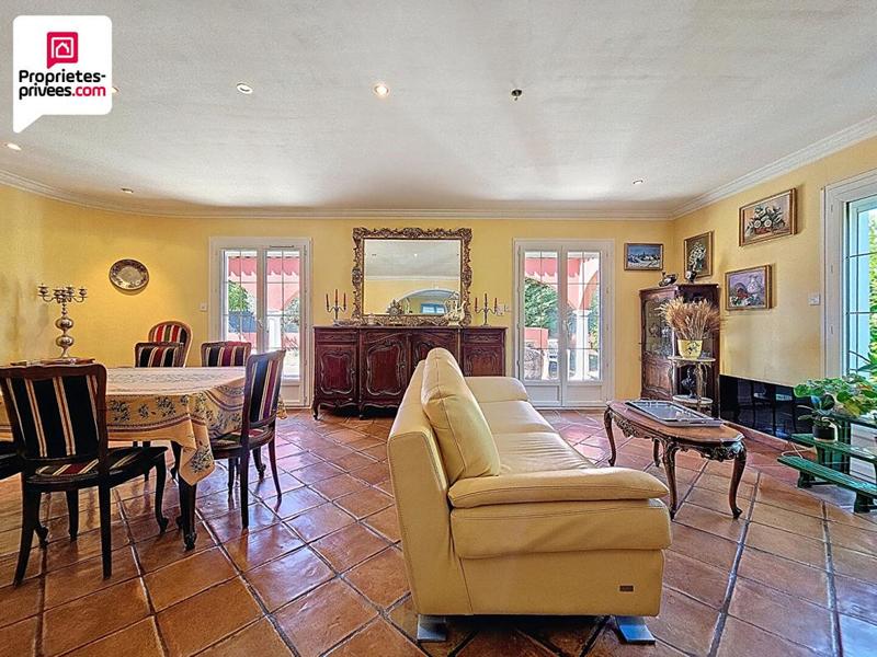 Villa - 162 m² - 6 pièces