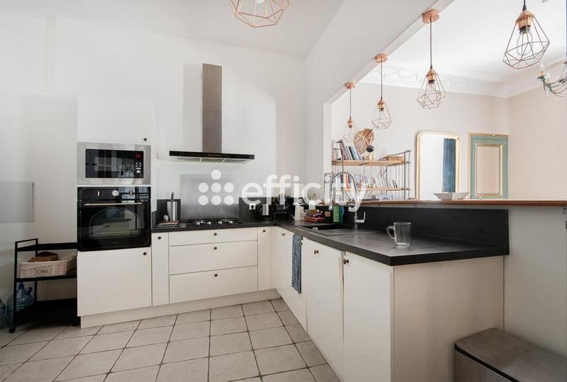 Appartement - 110 m² - 3 pièces