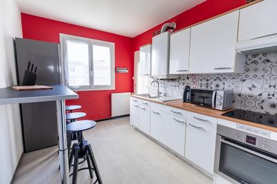 Appartement - 92 m² - 5 pièces
