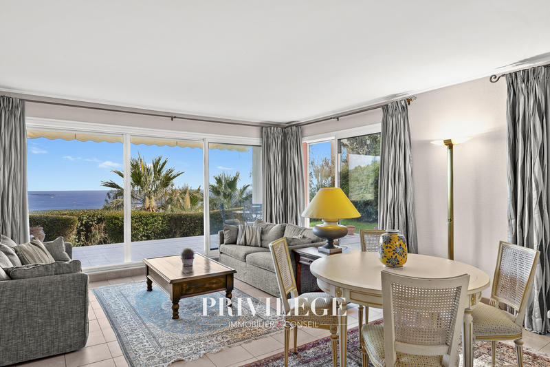 Appartement - 104 m² - 4 pièces