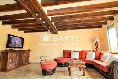 Maison - 182 m² - 6 pièces