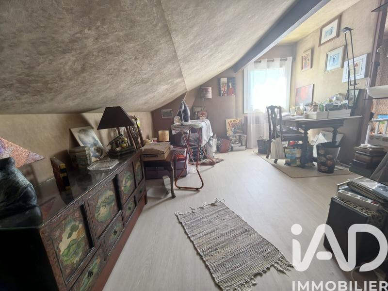 Maison - 82 m² - 6 pièces