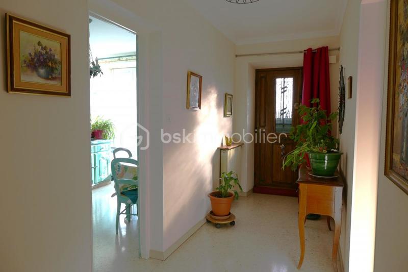 Maison traditionnelle - 119 m² - 6 pièces