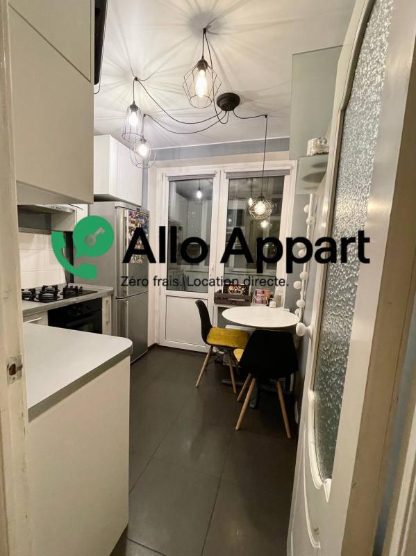 Studio - 15 m² - 1 pièce