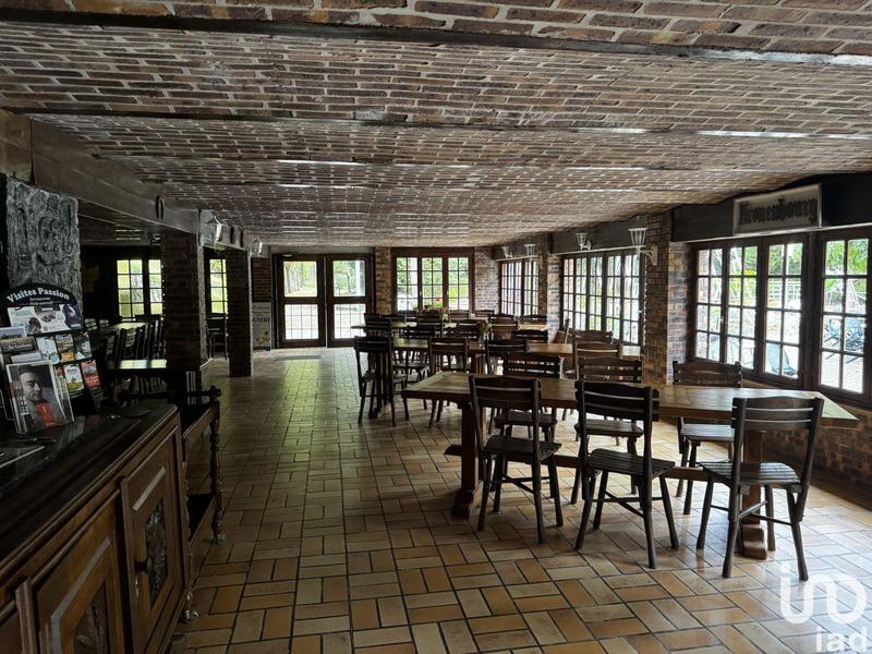 Local commercial - 450 m² - 6 pièces