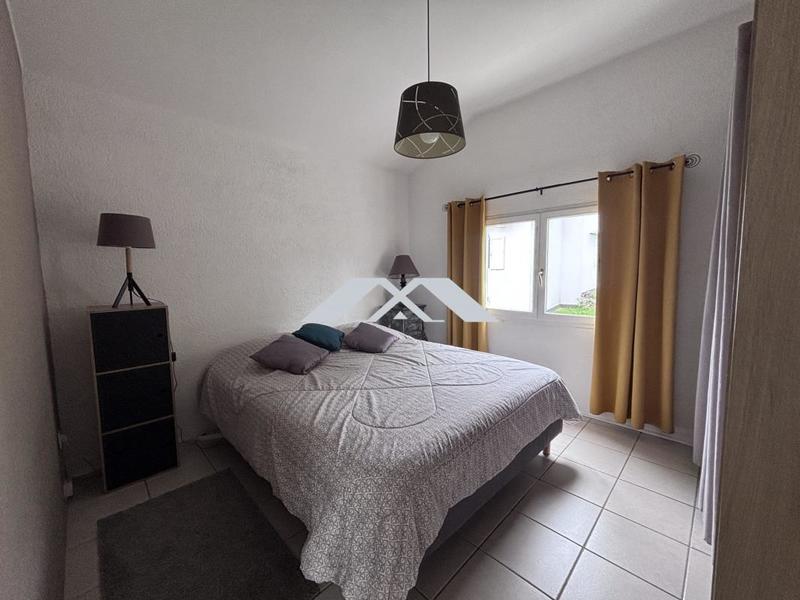 Maison - 249 m² - 7 pièces