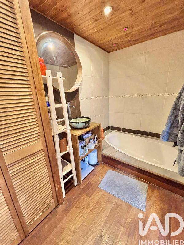 Maison - 99 m² - 4 pièces