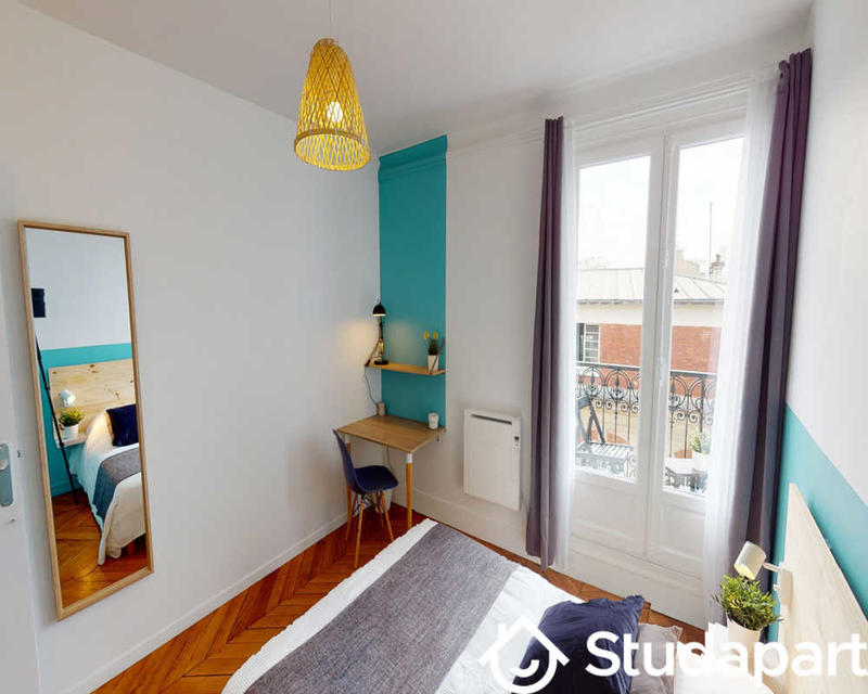 Chambre - 130 m² - 1 pièce