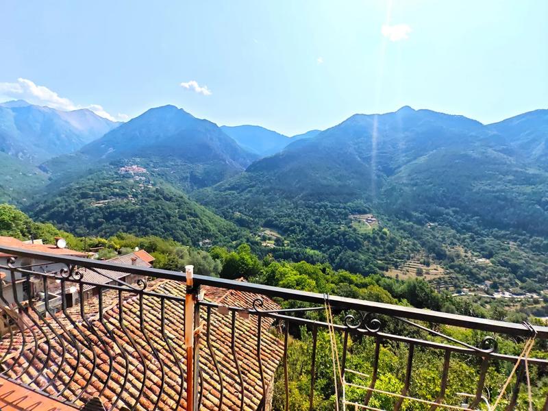 Maison - 100 m² - 6 pièces