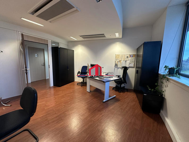 Bureau - 365 m²