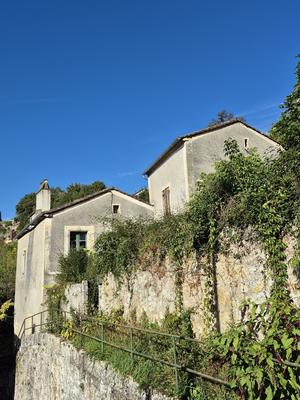 Maison traditionnelle - 90 m² - 3 pièces