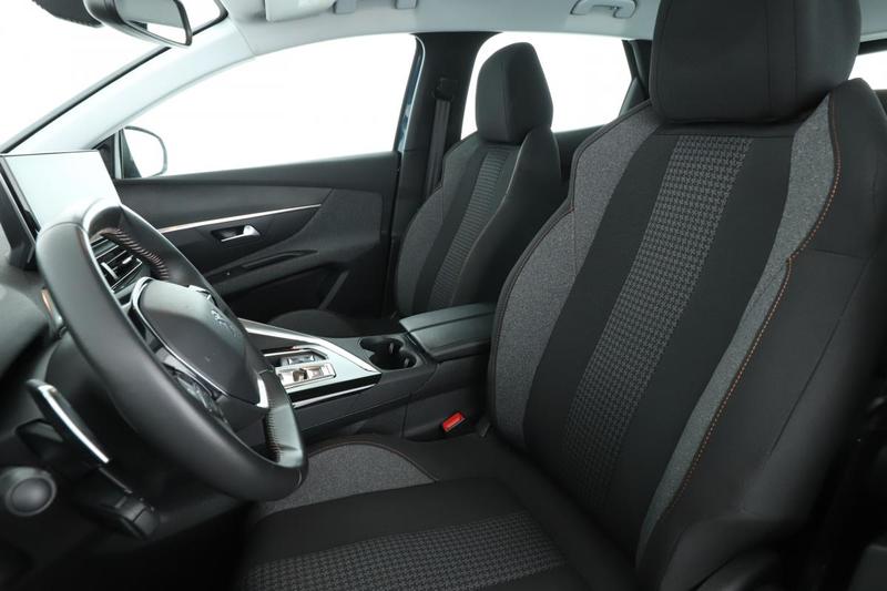 Peugeot 3008 1.5 Blue-HDi Active Pack Eat8 131 ch