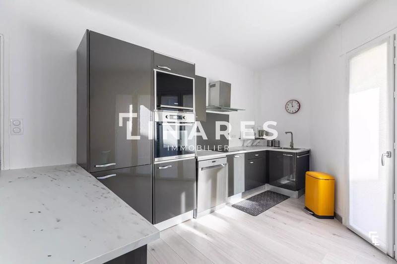Appartement - 87 m² - 3 pièces