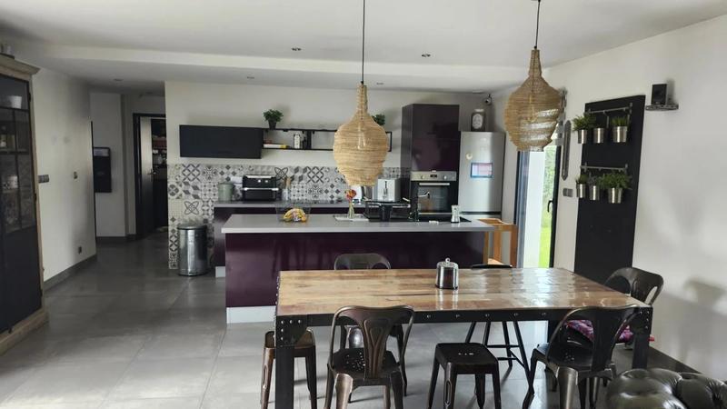 Maison - 117 m² - 5 pièces