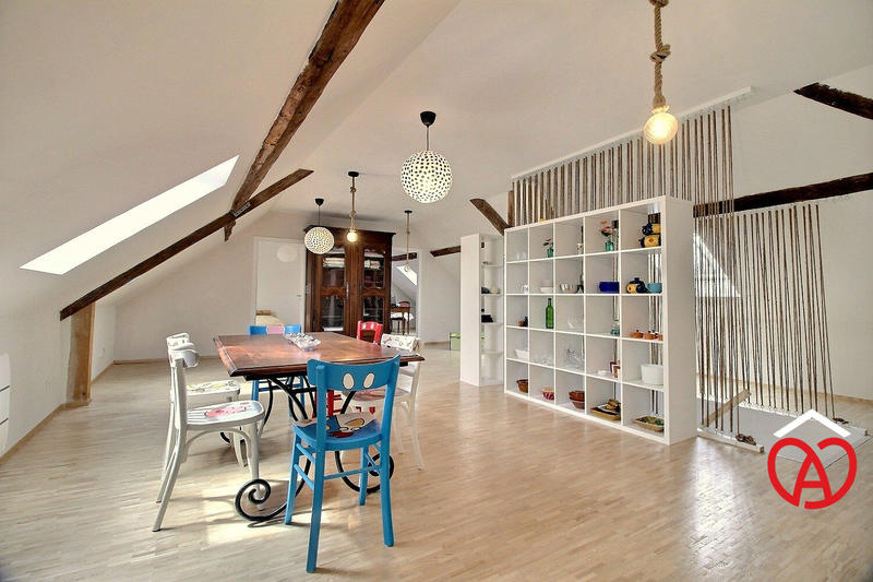 Loft - 69 m² - 3 pièces
