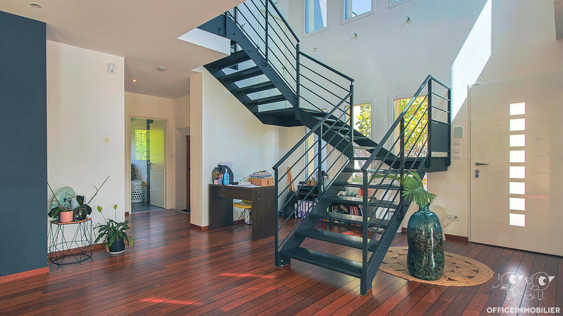 Maison - 160 m² - 5 pièces