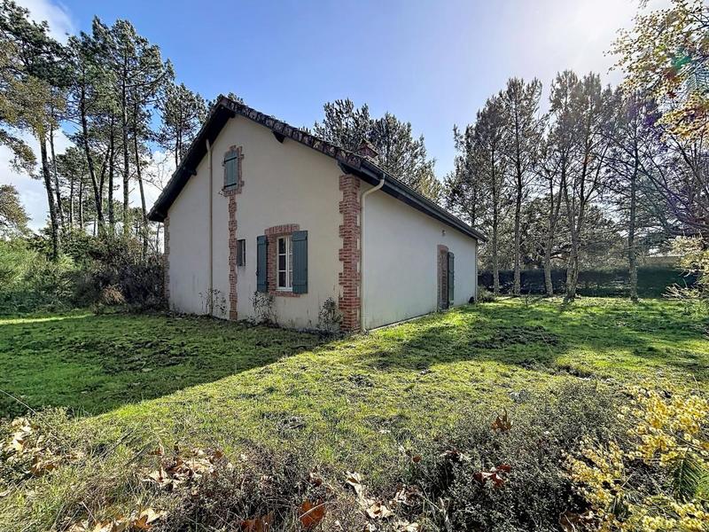 Maison - 96 m² - 4 pièces