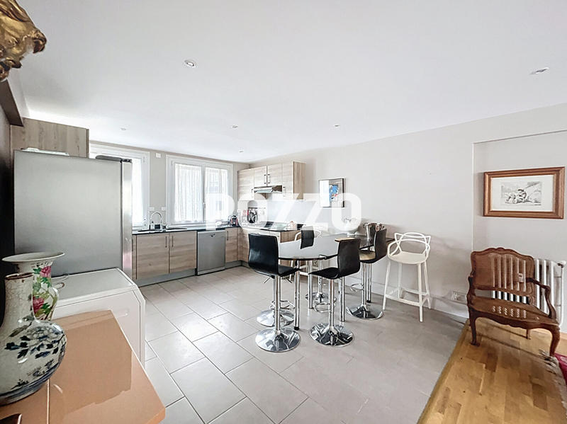 Appartement - 109 m² - 5 pièces