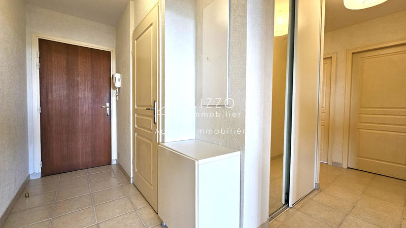 Appartement - 111 m² - 5 pièces