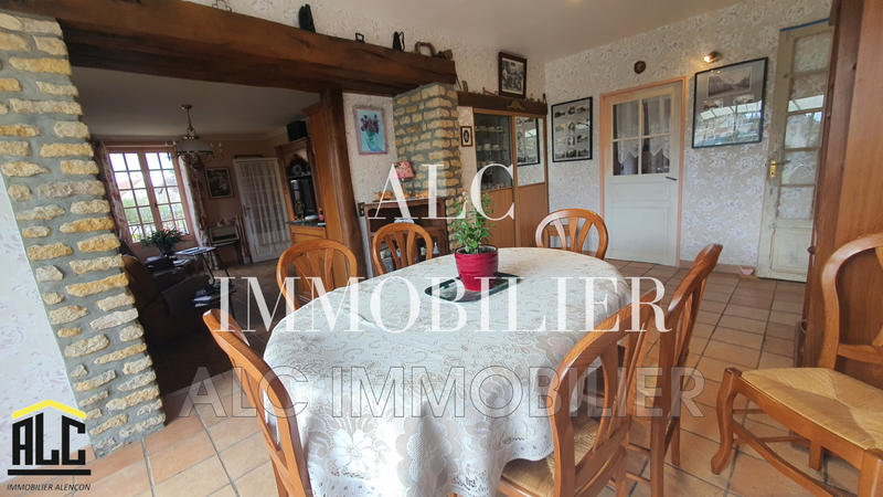 Maison - 167 m² - 6 pièces