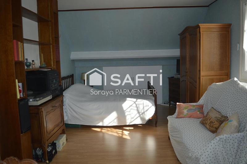 Maison - 138 m² - 7 pièces