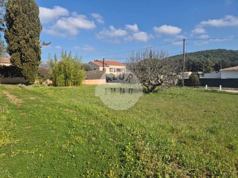 Terrain constructible - 625 m²