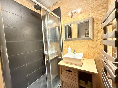 Châlet - 184 m² - 6 pièces