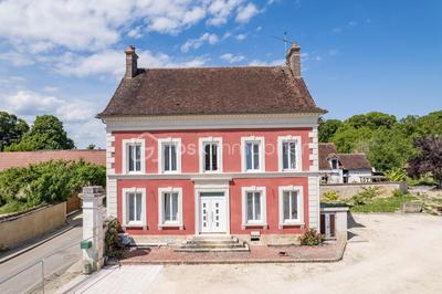 Maison de maîtres - 364 m² - 8 pièces