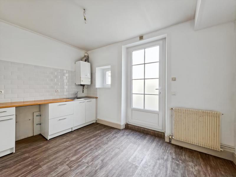 Maison - 140 m² - 7 pièces