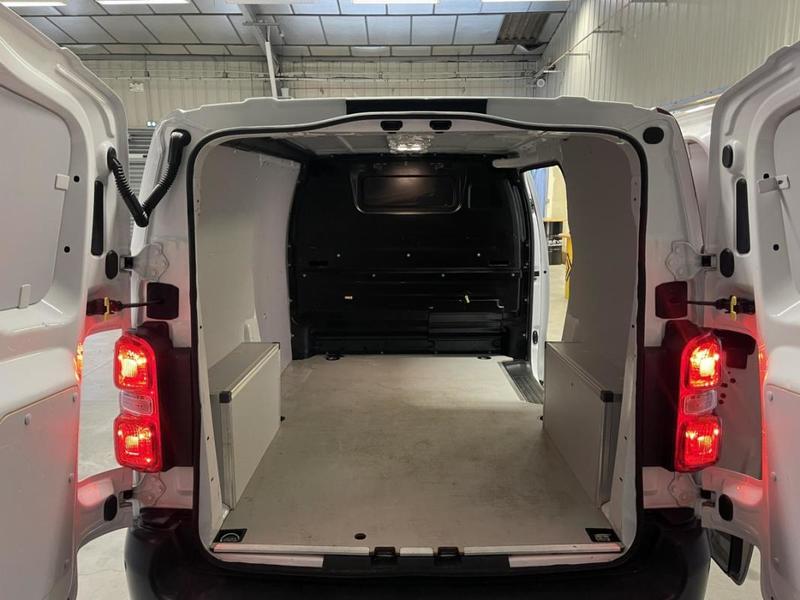 Peugeot Expert III 1.5 Bluehdi 120 s&amp;S Standard Asphalt