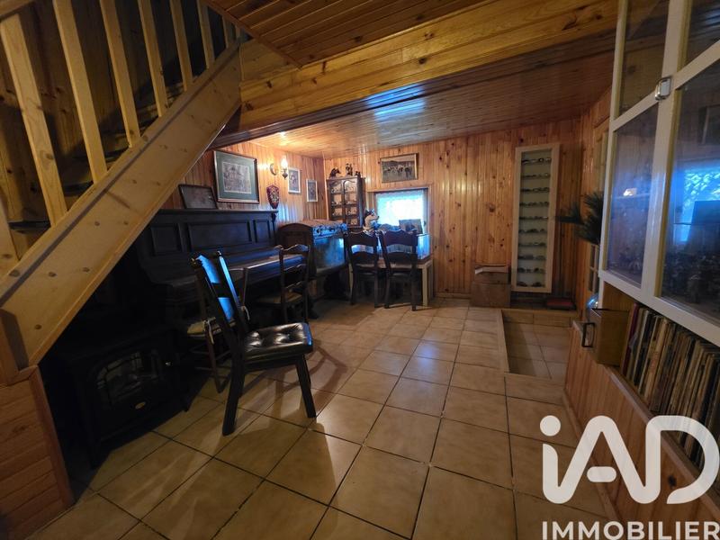 Maison - 180 m² - 8 pièces