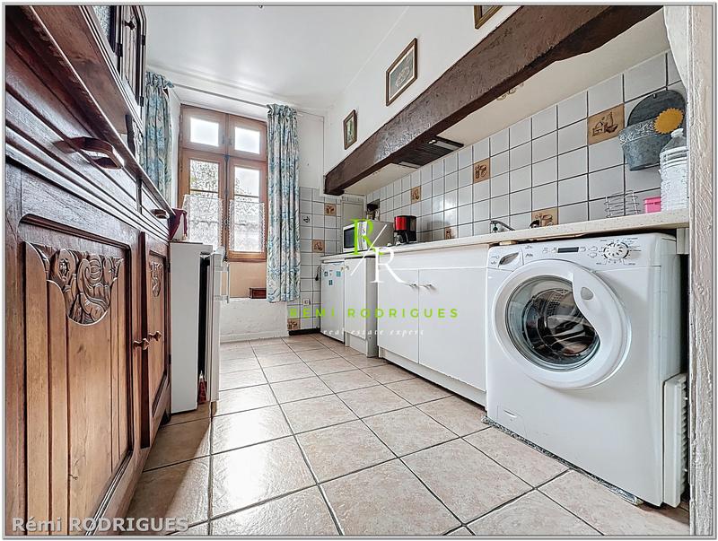 Maison - 165 m² - 10 pièces