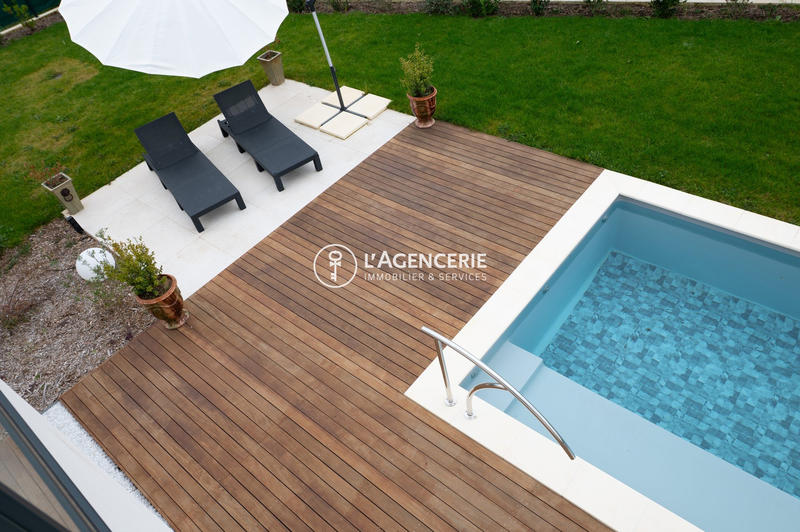 Maison - 170 m² - 5 pièces