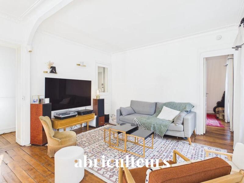 Appartement ancien - 92 m² - 5 pièces